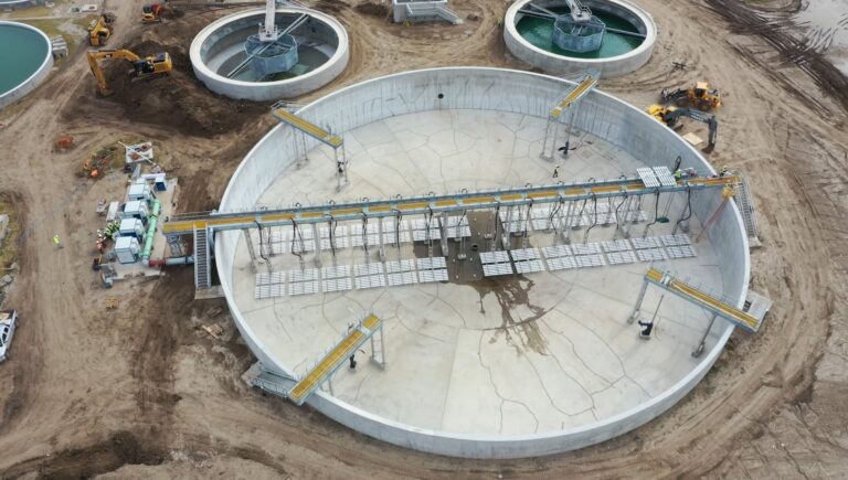 Oxidation Ditch Retrofit: Retrievable Fine-Bubble Aeration