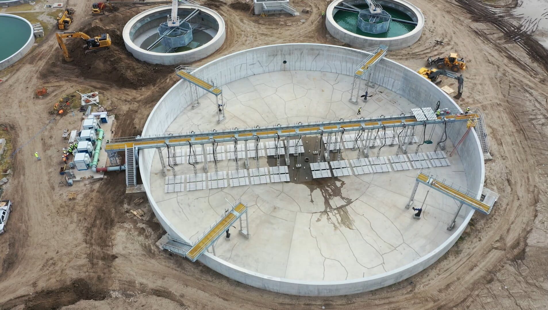 Jaeger-Aeration OxyLift retrievable fine-bubble aeration rack deployment